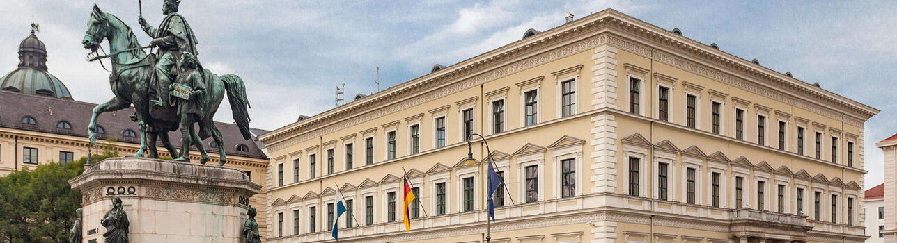 Bayrisches Staatsministerium Des Inneren 1