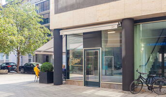 Cafe Tizian Herog Max Burg 1