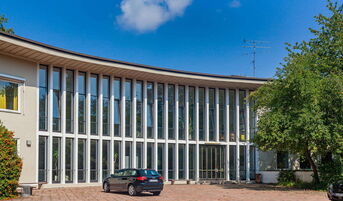 Grund Und Mittelschule 1